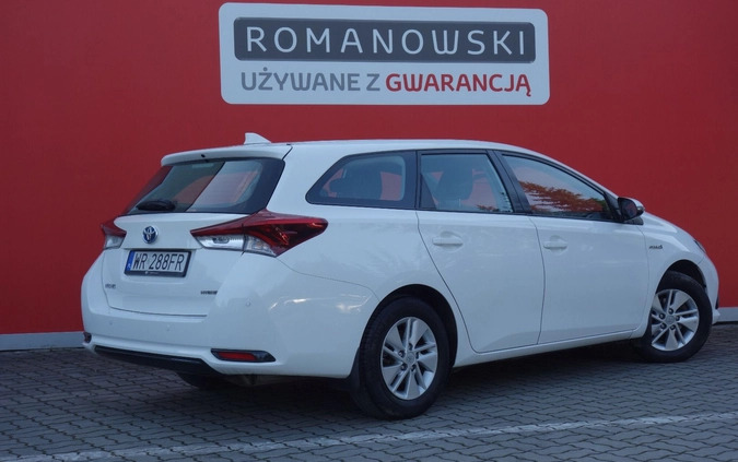 Toyota Auris cena 59900 przebieg: 224100, rok produkcji 2018 z Halinów małe 301